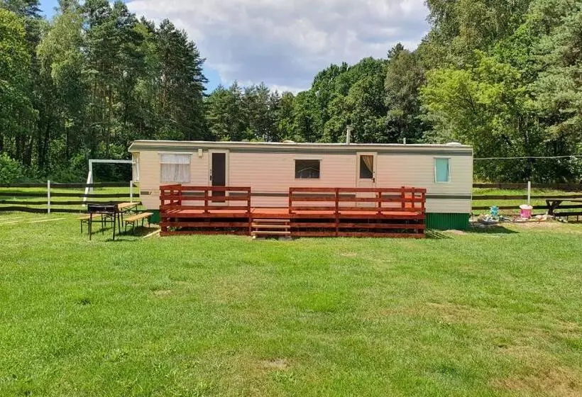 Retkeilymaja Zajazd Gawrysiówka