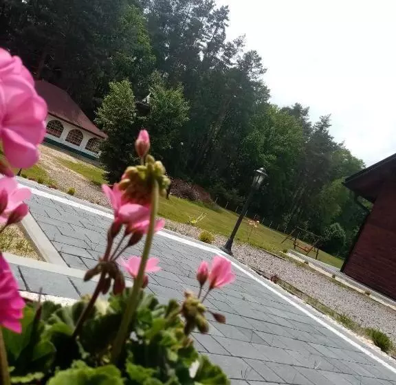 Retkeilymaja Zajazd Gawrysiówka