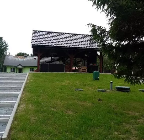 Retkeilymaja Zajazd Gawrysiówka