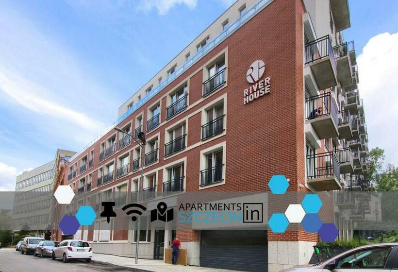 Apartments In   River House