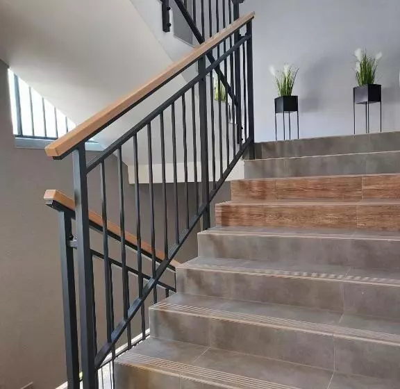 Aamiaismajoitus (B&B) Hullo