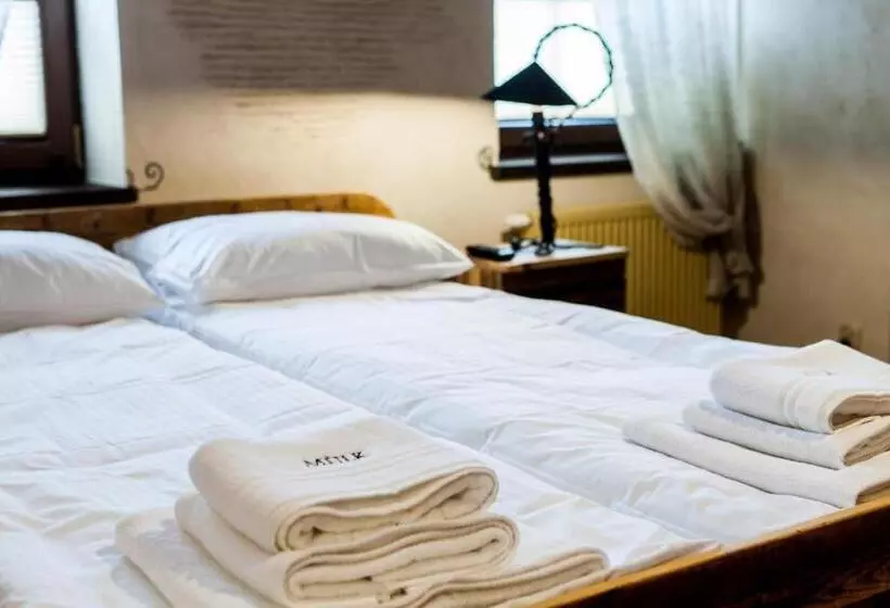 Aamiaismajoitus (B&B) Mùlk Chëcz Kaszëbsko