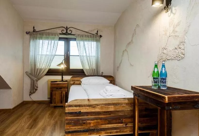 Aamiaismajoitus (B&B) Mùlk Chëcz Kaszëbsko