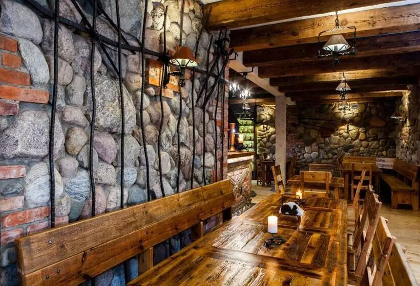 Aamiaismajoitus (B&B) Mùlk Chëcz Kaszëbsko