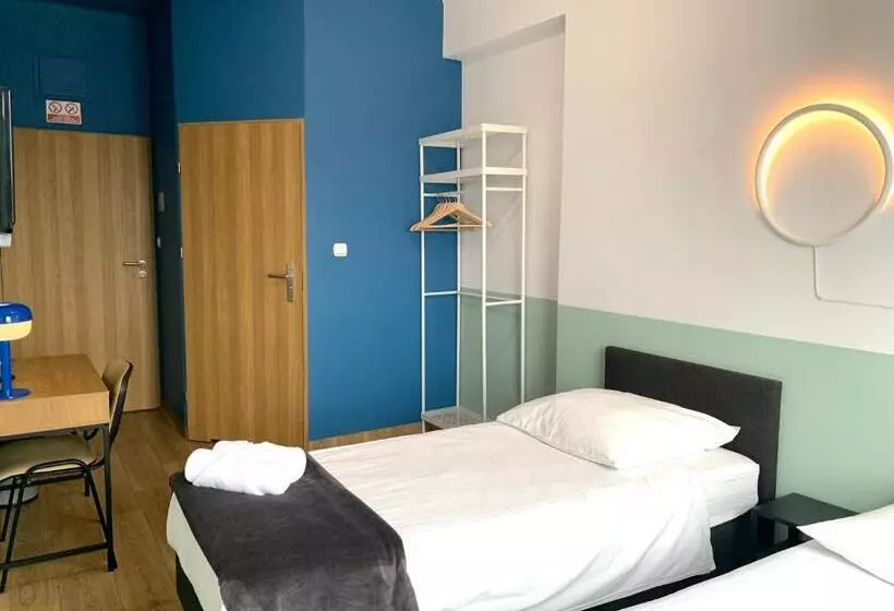 Aamiaismajoitus (B&B) Premium Hostel & Bistro