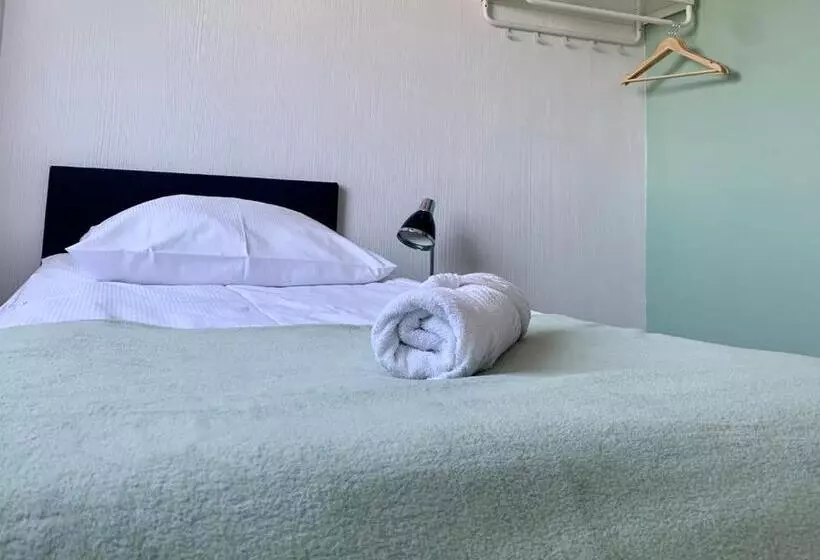 Aamiaismajoitus (B&B) Premium Hostel & Bistro