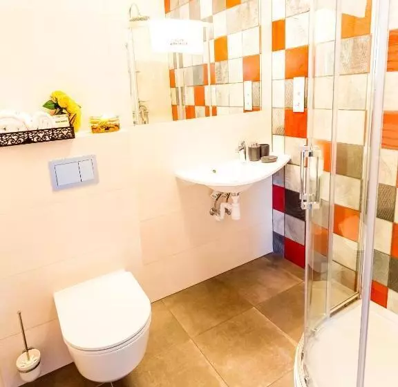 Aamiaismajoitus (B&B) Willa Moćkówka