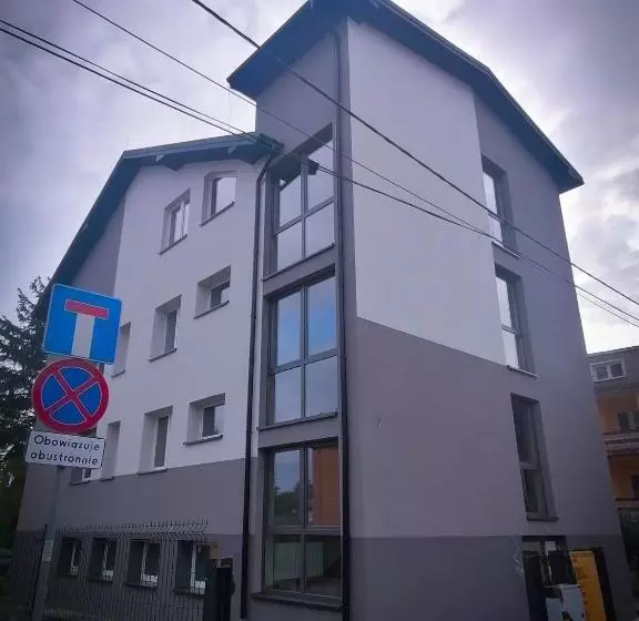 Aamiaismajoitus (B&B) Willa Moćkówka