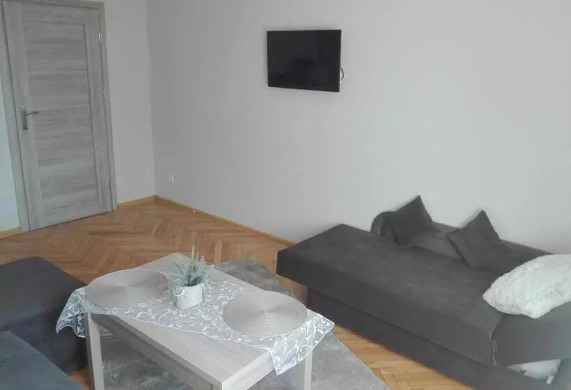 Hostel Grono