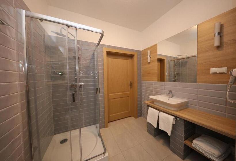 酒店 Karczma Szelągówka