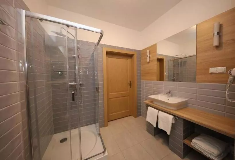 ホテル Karczma Szelągówka