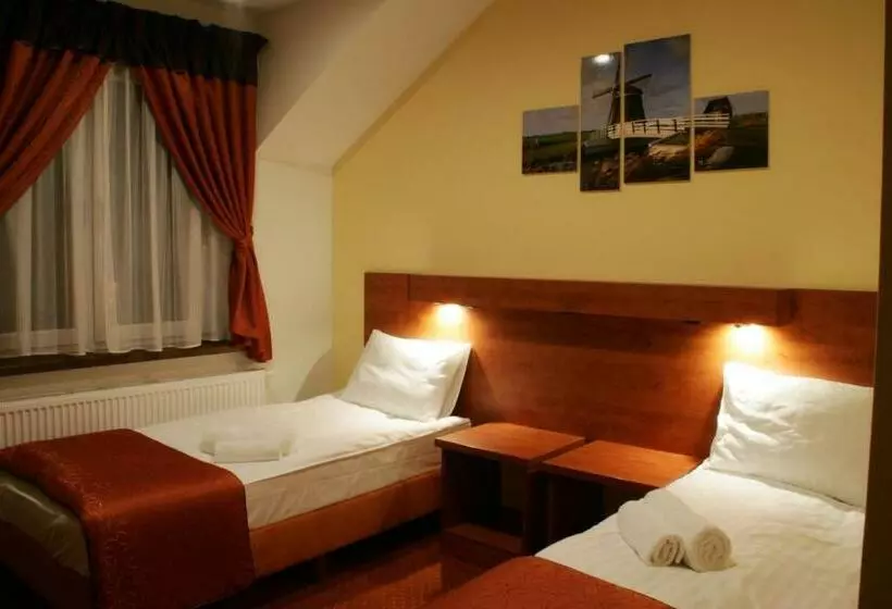 Hotelli Kuźnia Oberża Polska