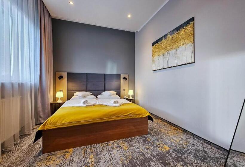 בית מלון כפרי Mikulski