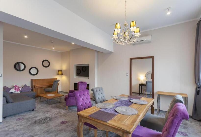 בית מלון כפרי Mikulski