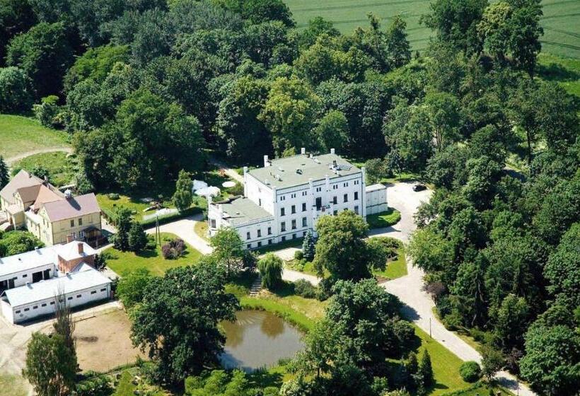 فندق Pałac Bałoszyce