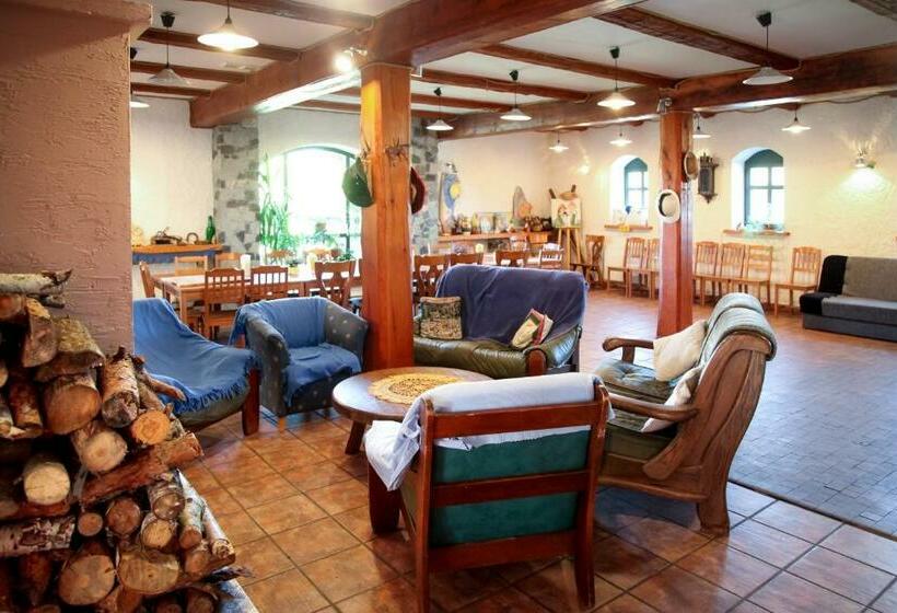 בית מלון כפרי Uroczysko Deresze