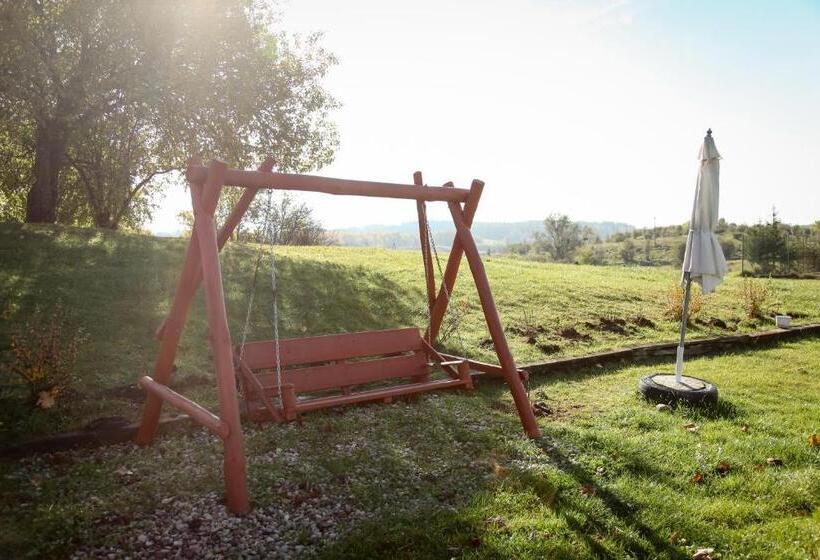 בית מלון כפרי Uroczysko Deresze