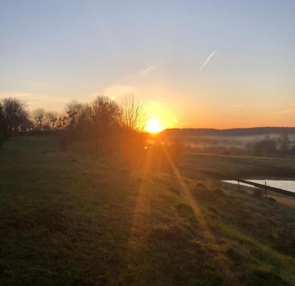 בית מלון כפרי Uroczysko Deresze