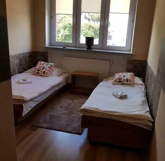 Luna Noclegi I Zakwaterowanie