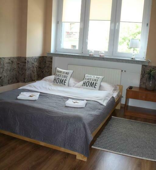 Luna Noclegi I Zakwaterowanie