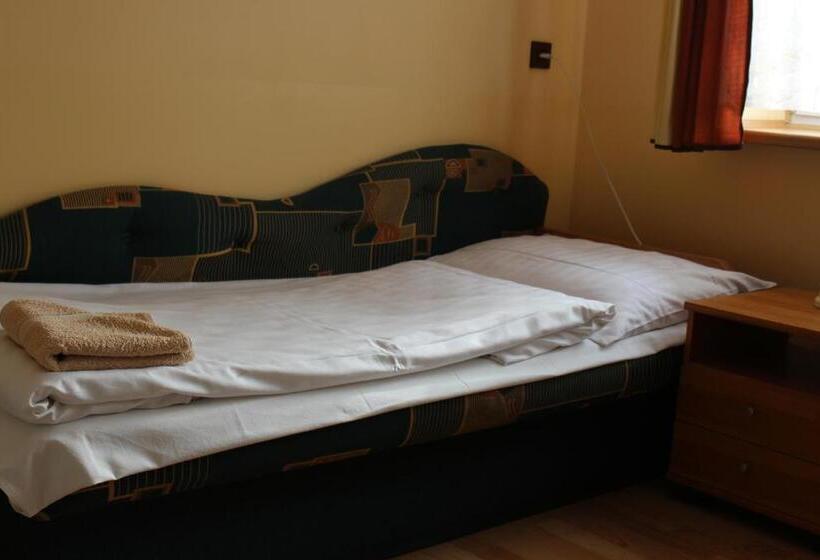 فندق على الطريق Bar Malwa