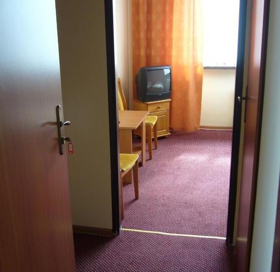 بنسيون Karet Obiekt Hotelowy