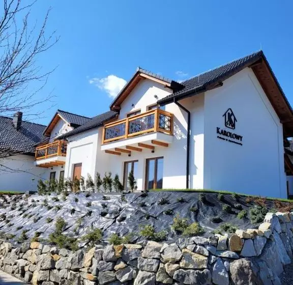 ペンション Karolowy Pokoje&apartamenty