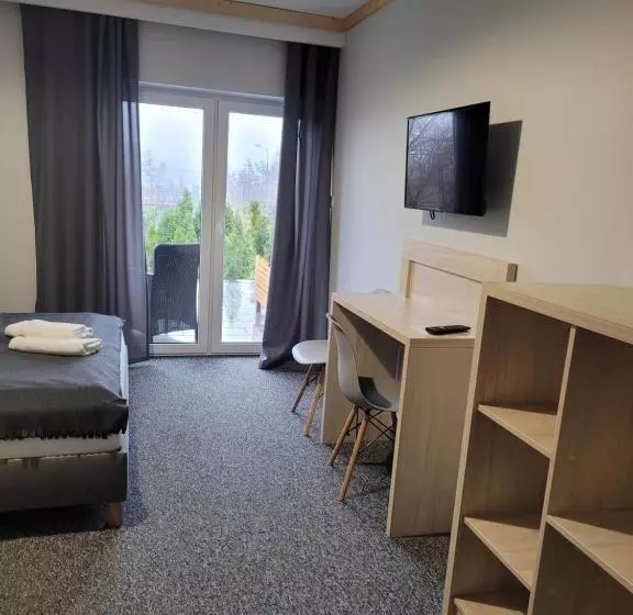 ペンション Karolowy Pokoje&apartamenty