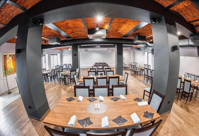 Пансион Restauracja Park Szwajcaria