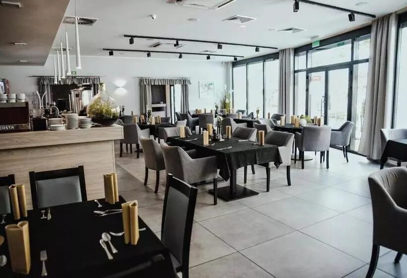 پانسیون Restauracja Park Szwajcaria