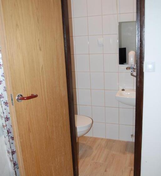 פנסיון Willa Anna