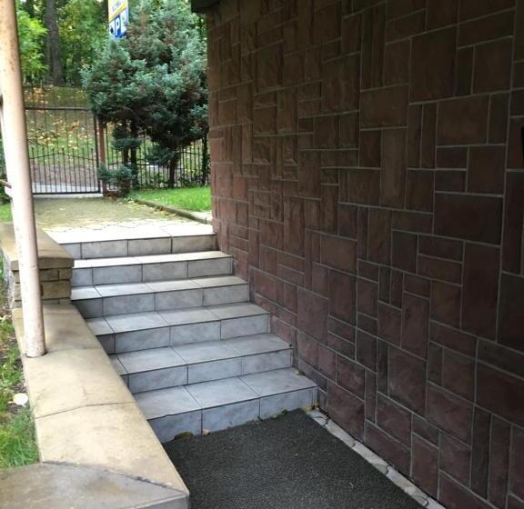 פנסיון Willa Anna