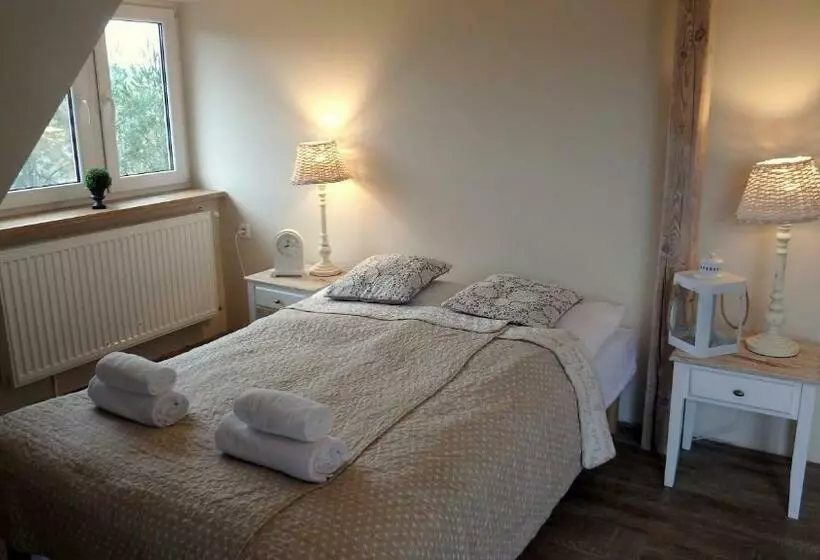 Lomakeskus Dworek Wymysłowo