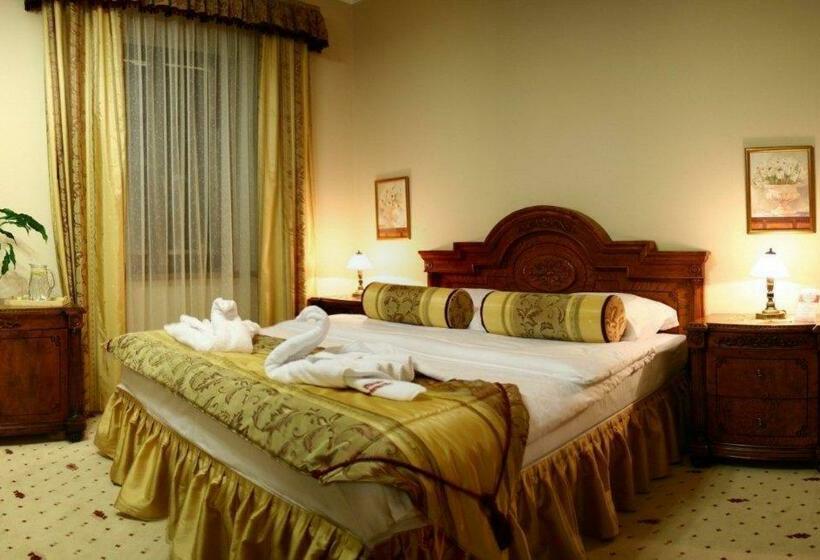 منتجع Dwór Dębowiec I