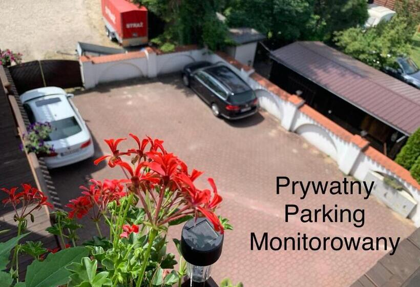 هاستل Kamienica Biała