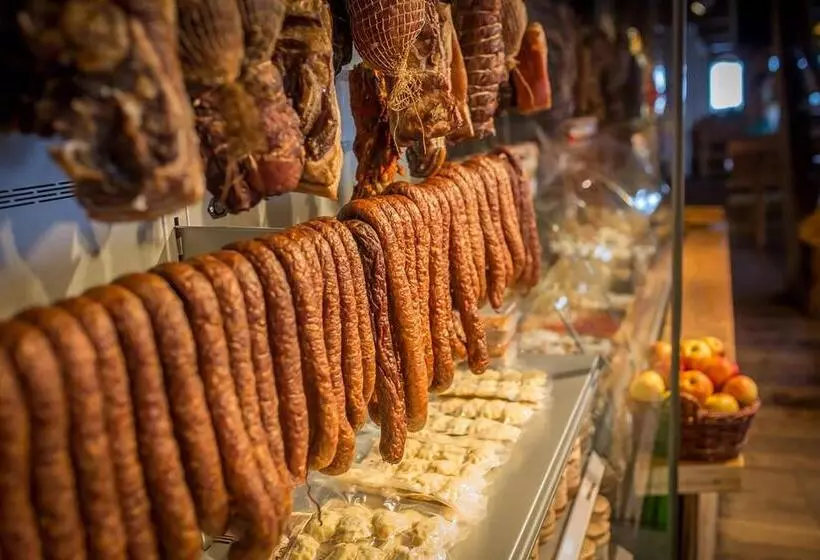 Retkeilymaja Krakowiacy I Górale