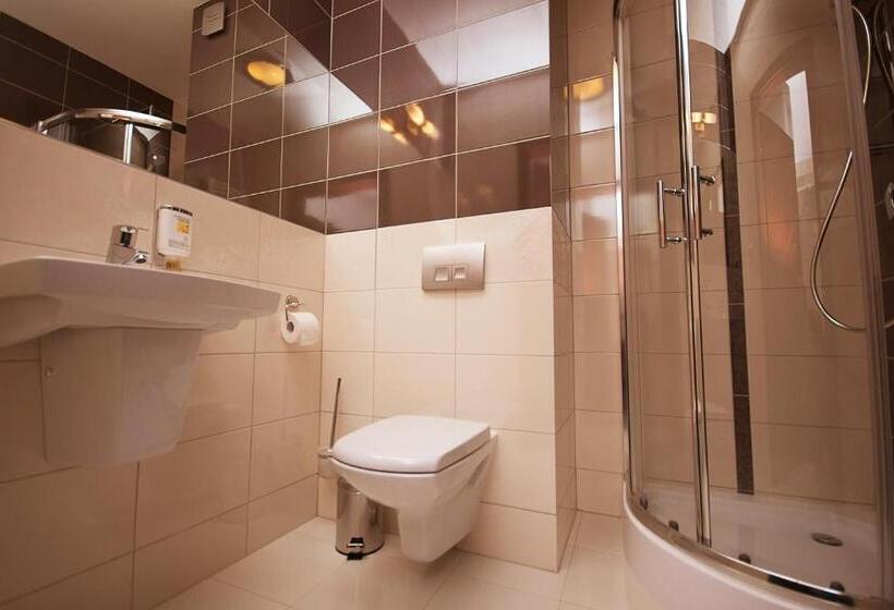 호스텔 Zajazd Sebory