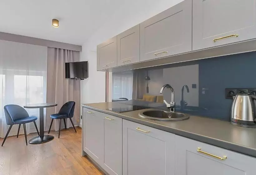 Aparthotel Krzywa Kamienica