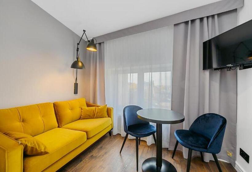 Aparthotel Krzywa Kamienica