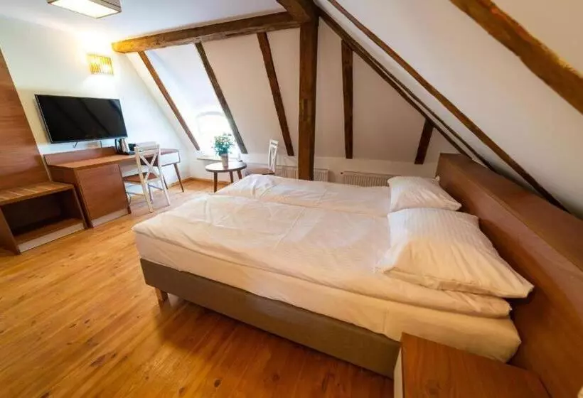 Aamiaismajoitus (B&B) Gościniec Król Sielaw