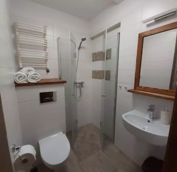 Aamiaismajoitus (B&B) Gościniec Król Sielaw