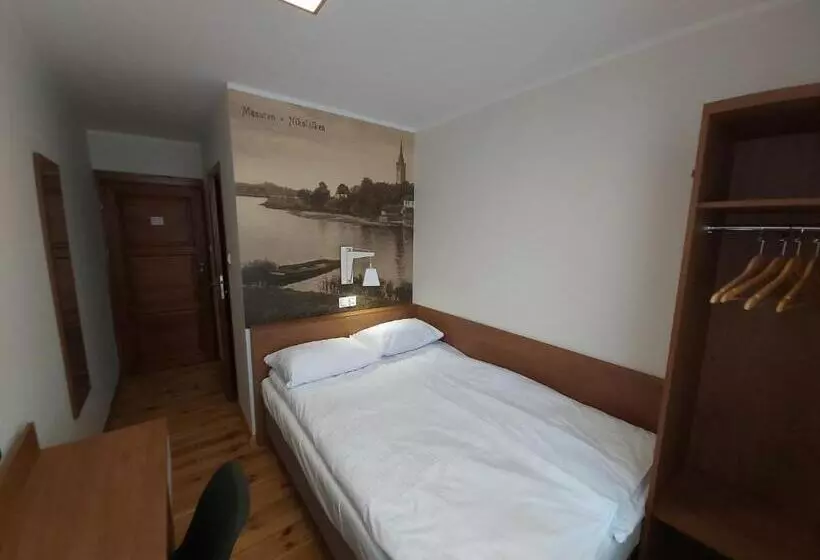 Aamiaismajoitus (B&B) Gościniec Król Sielaw