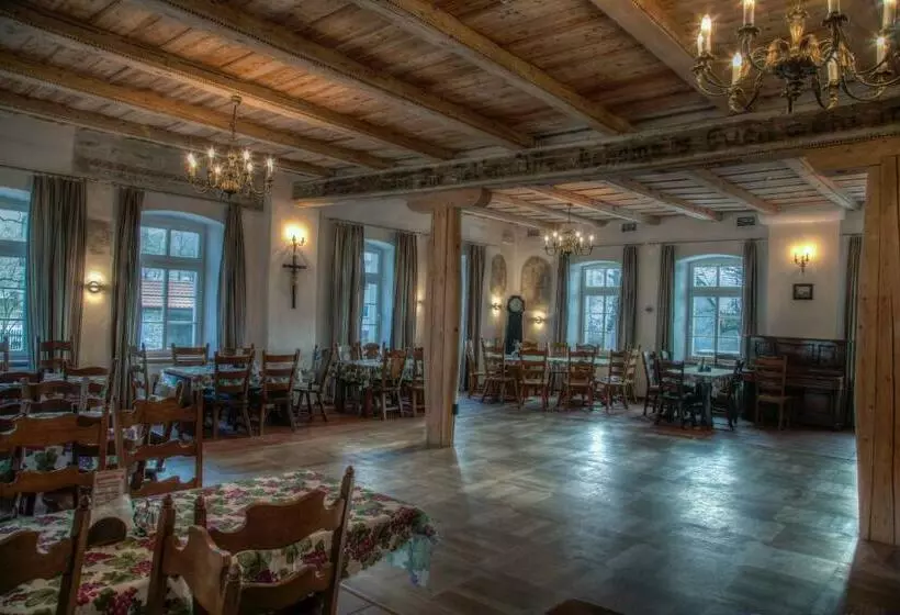 Aamiaismajoitus (B&B) Karczma Bełty