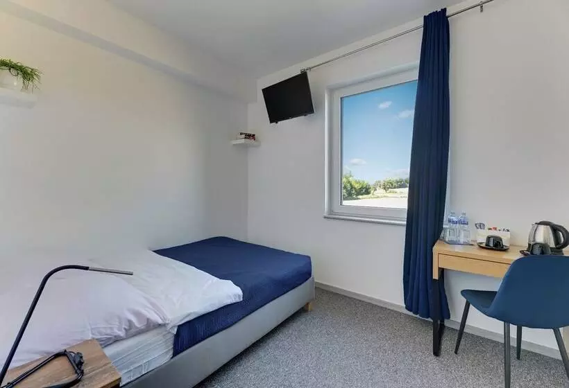 Aamiaismajoitus (B&B) Mile Gdansk Airport & Parking Długoterminowy