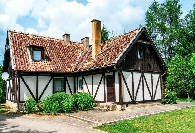 Aamiaismajoitus (B&B) Pensjonat Faryny