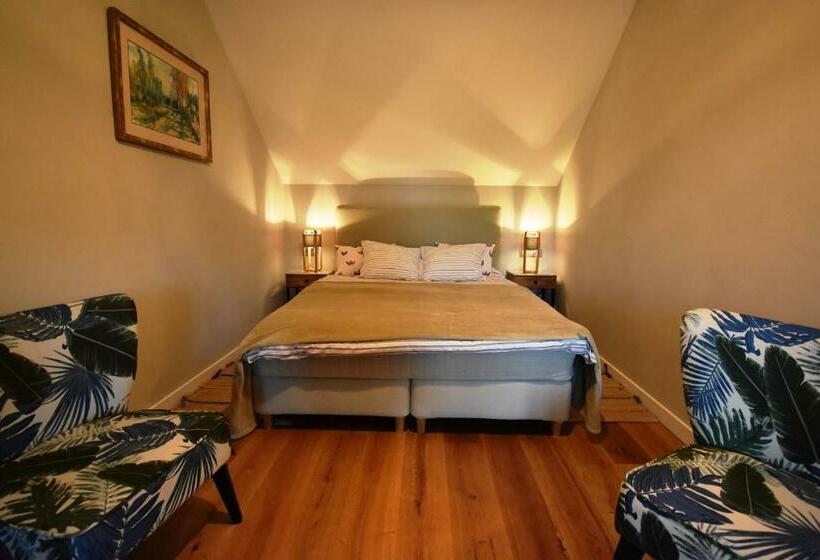 ベッドアンドブレックファースト Stoczek 1929