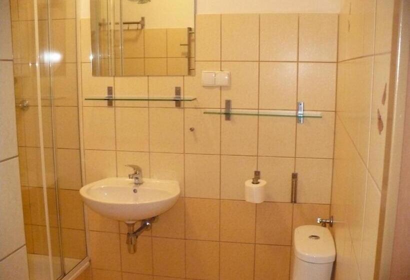 تختخواب و صبحانه Willa Akme