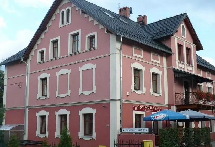 Aamiaismajoitus (B&B) Willa Akme