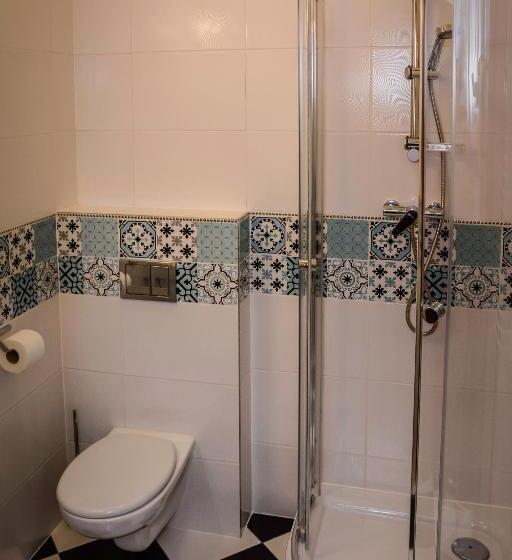 تختخواب و صبحانه Willa Anna