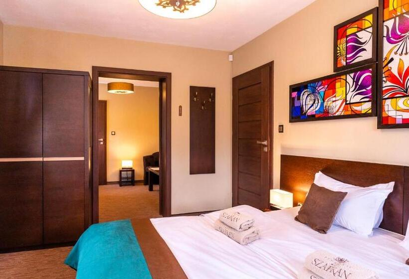 민박 Willa Szafran